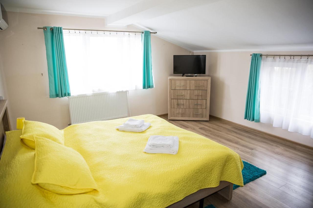 Apartament Beta Appartamento Bistriţa Esterno foto