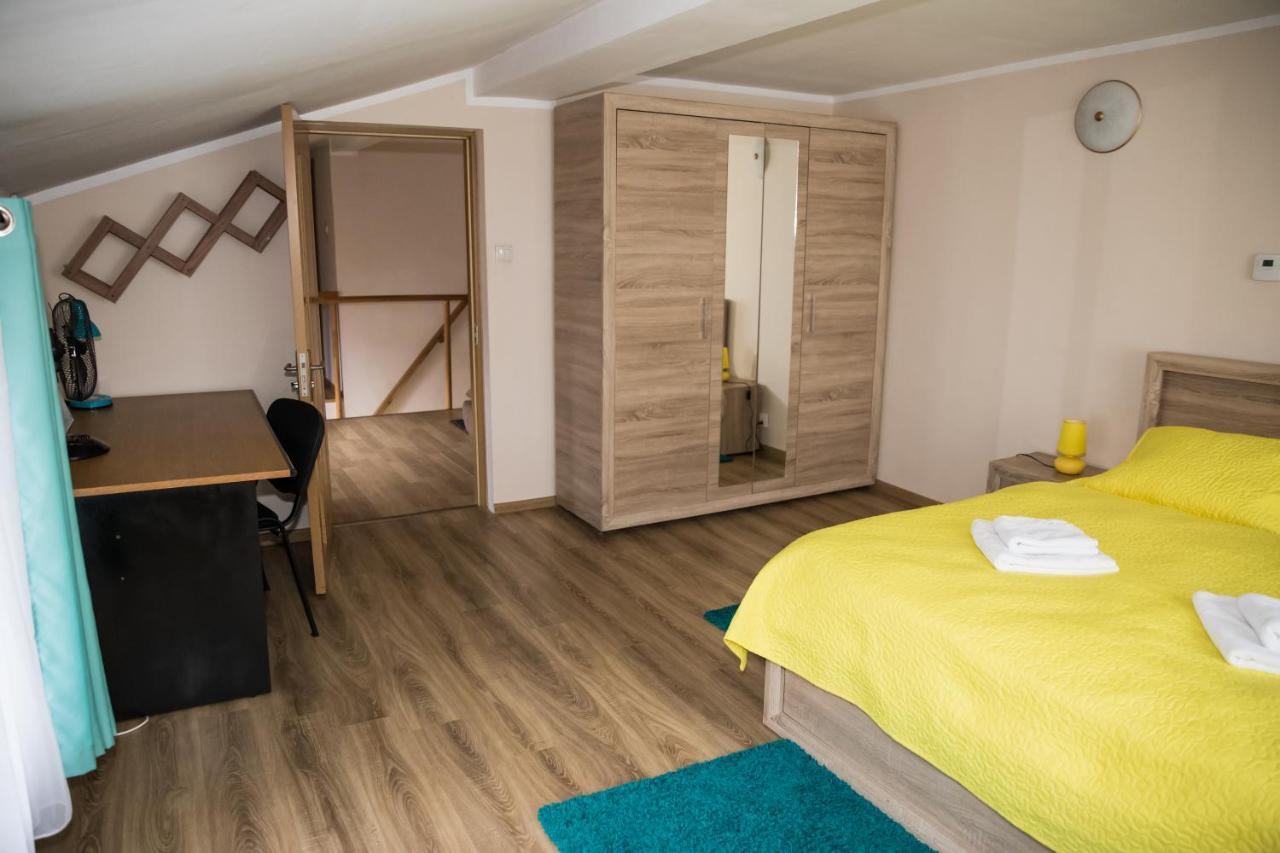 Apartament Beta Appartamento Bistriţa Esterno foto