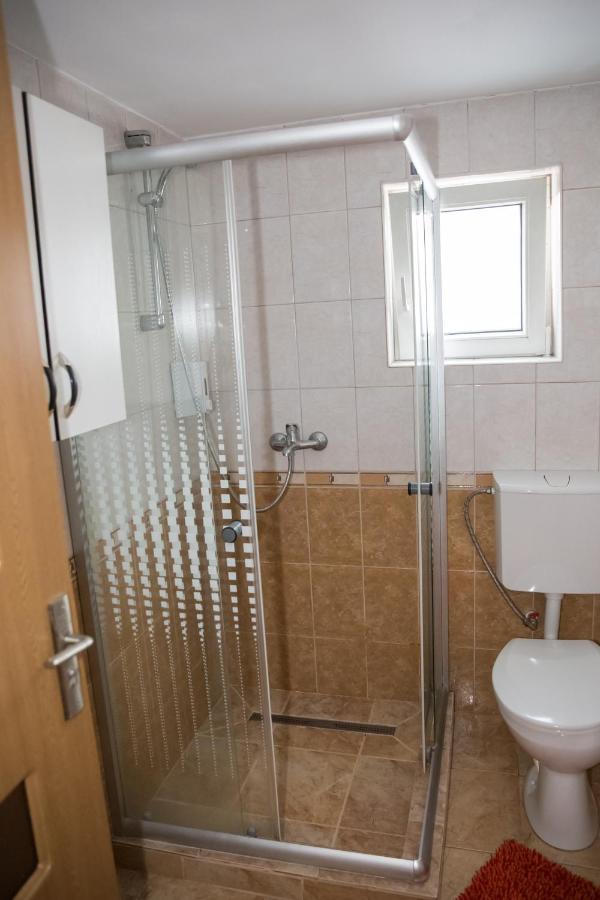 Apartament Beta Appartamento Bistriţa Esterno foto