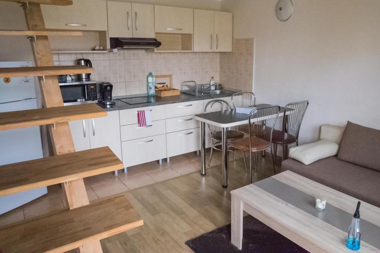 Apartament Beta Appartamento Bistriţa Esterno foto
