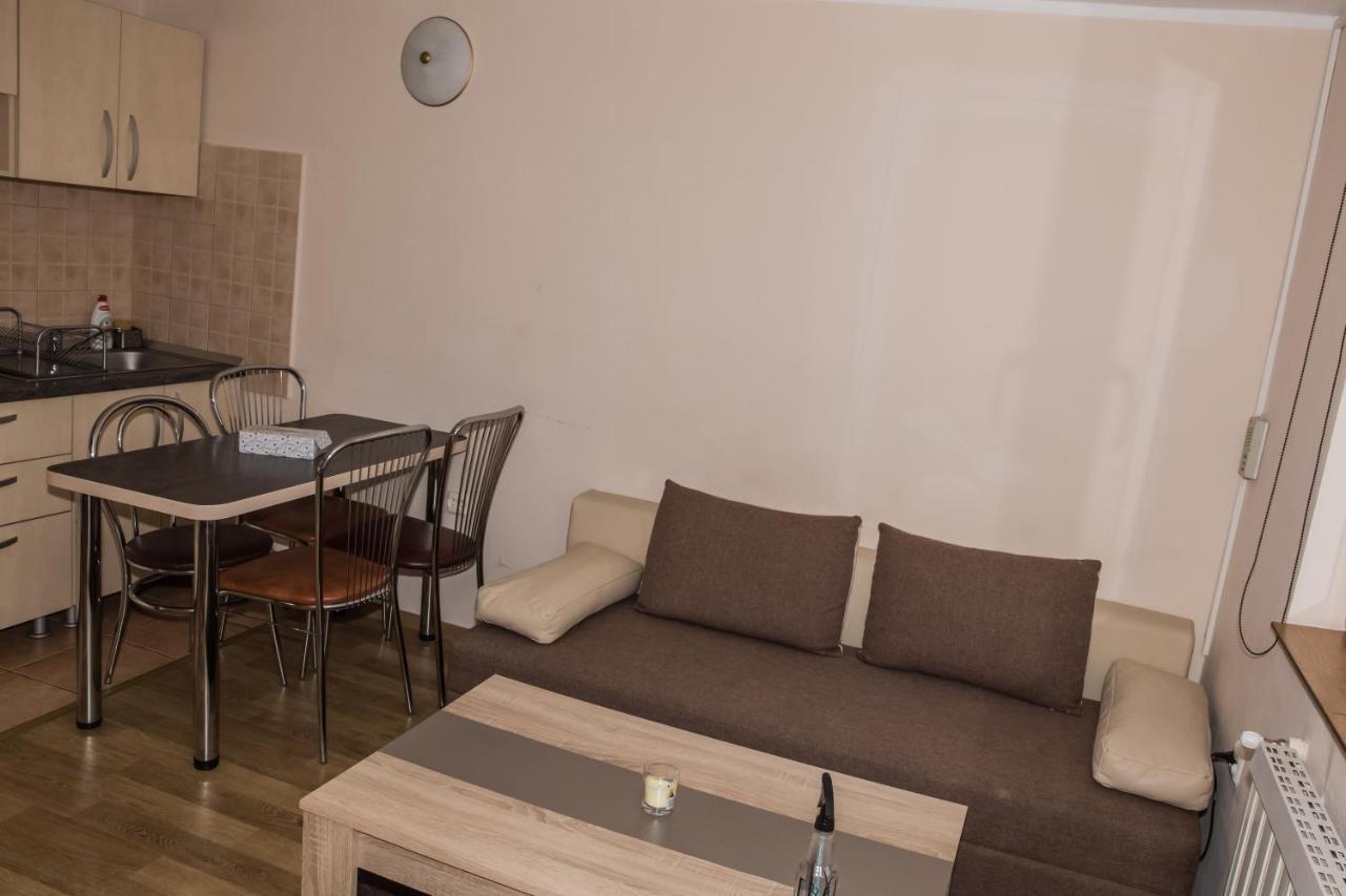 Apartament Beta Appartamento Bistriţa Esterno foto